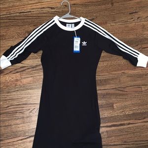 Adidas- 3 Stripes Dress